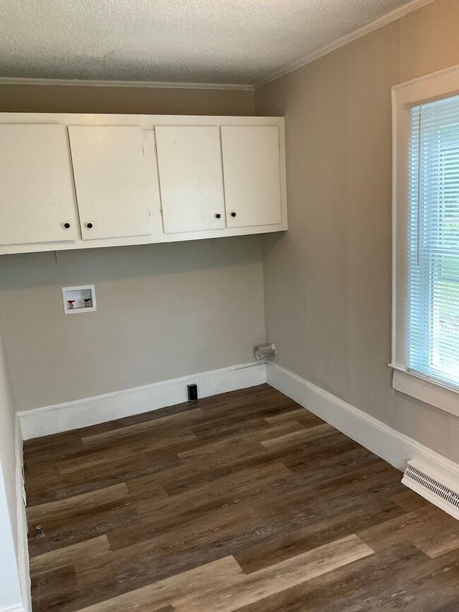Building Photo - Newly Renovated 3 Bedroom home in Gastonia!