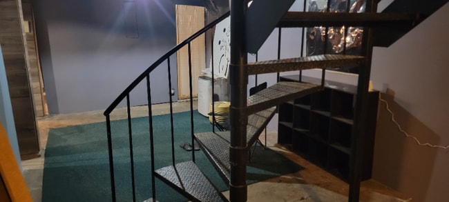 Building Photo - 7330 S Yates Blvd