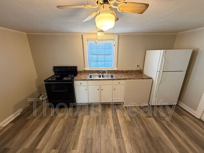 Photo - 2066 Tyson Loop Rd