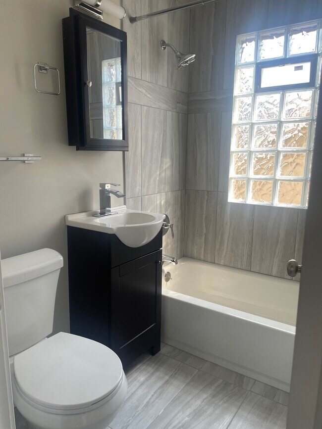 Photo - 4101 Cedar Ave