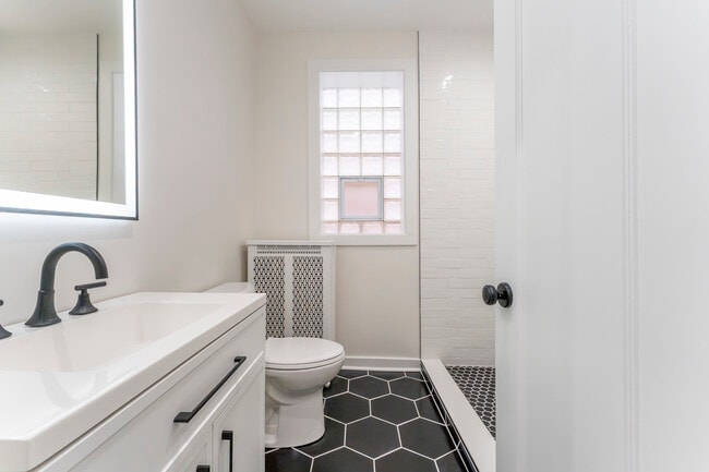 Photo - 1027 N Harlem Ave