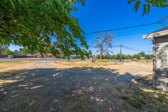 Photo - Adorable Studio Apt in Cottonwood - Dog Fr...