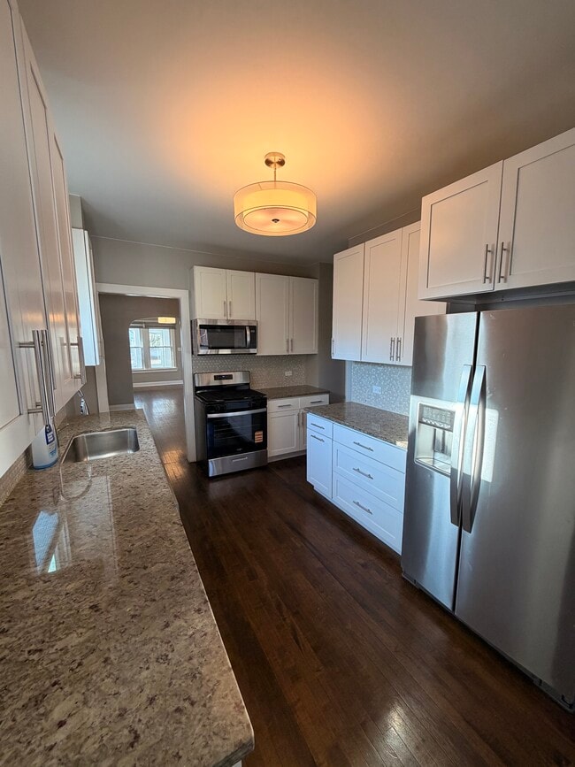 Photo - 856 Woodlawn Ave