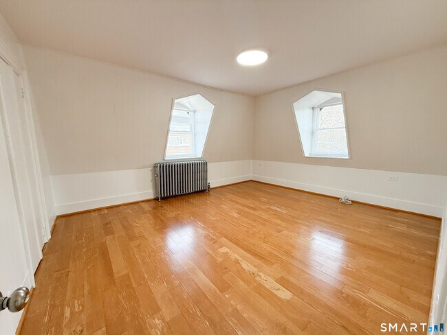 Photo - 40 Franklin St