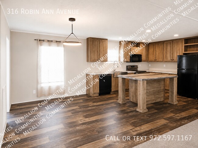 316 Robin Ann Ave