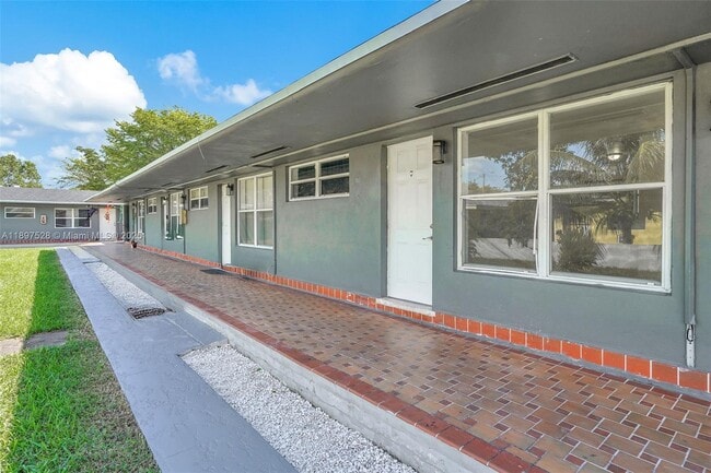 Building Photo - 7731 NW 2nd Ave Unit 2