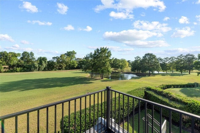 Photo - 23 Glen Eagles Dr