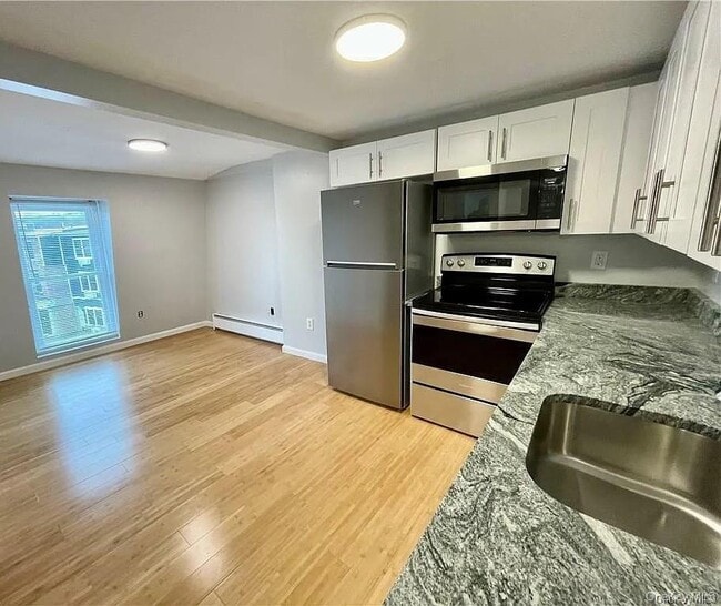 Photo - 51 Greenwich Ave Unit 2