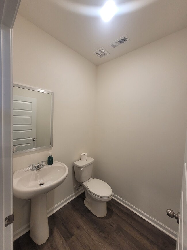 Photo - 2021 Vidalia Ct