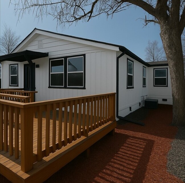 Spacious 6 Bedroom Home w/ Room for Everyone! - Spacious 6 Bedroom Home w/ Room for Everyone!