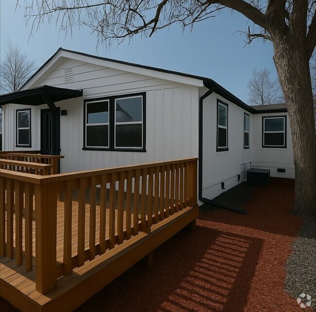 Building Photo - Spacious 6 Bedroom Home w/ Room for Everyone!
