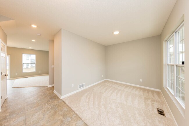 Photo - 963 Speedliner Dr