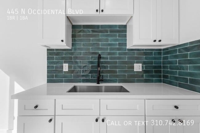 Photo - 445 Occidental Blvd