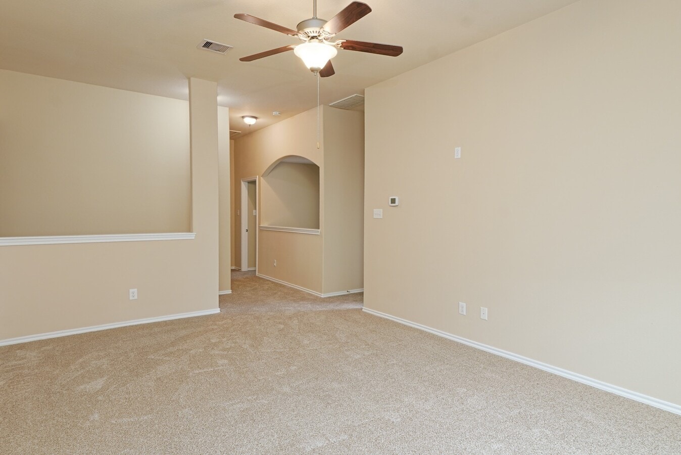Photo - 3042 Camelia View Ln