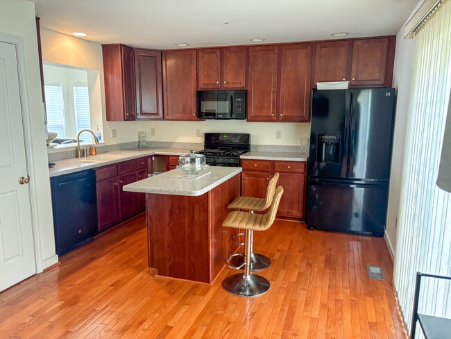 Photo - 1211 Pear Blossum Ct