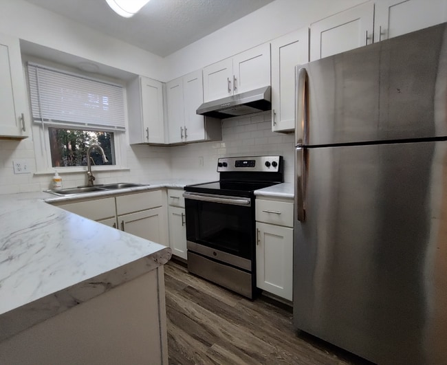 Photo - 5007 Lundy Dr