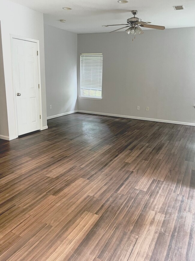 Photo - 10555 Butler Cir Unidad 10555 Butler Circle