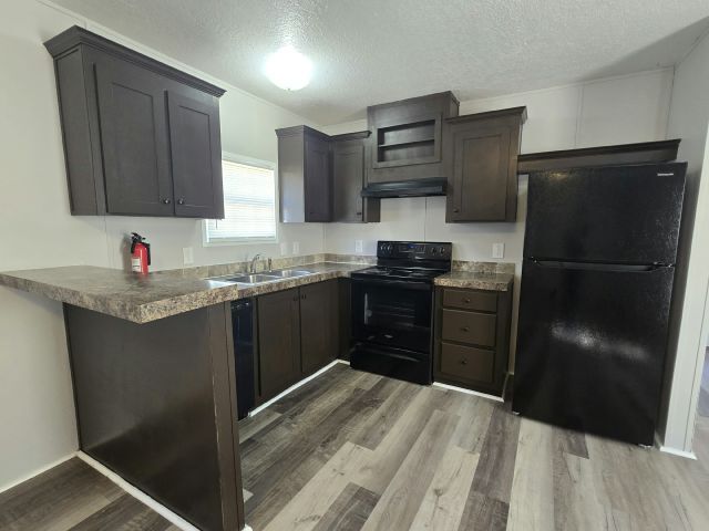 Photo - 12130 US Hwy 41 S