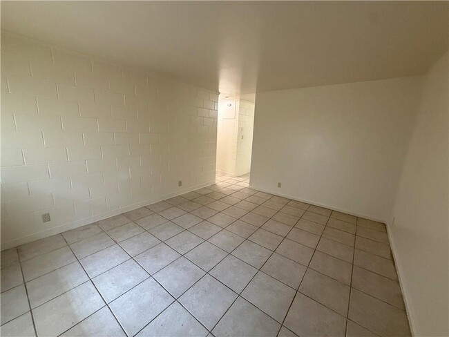 Photo - 726 Bankhead Pl