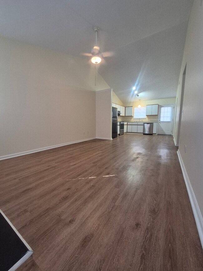 1811 Summerhaven Dr