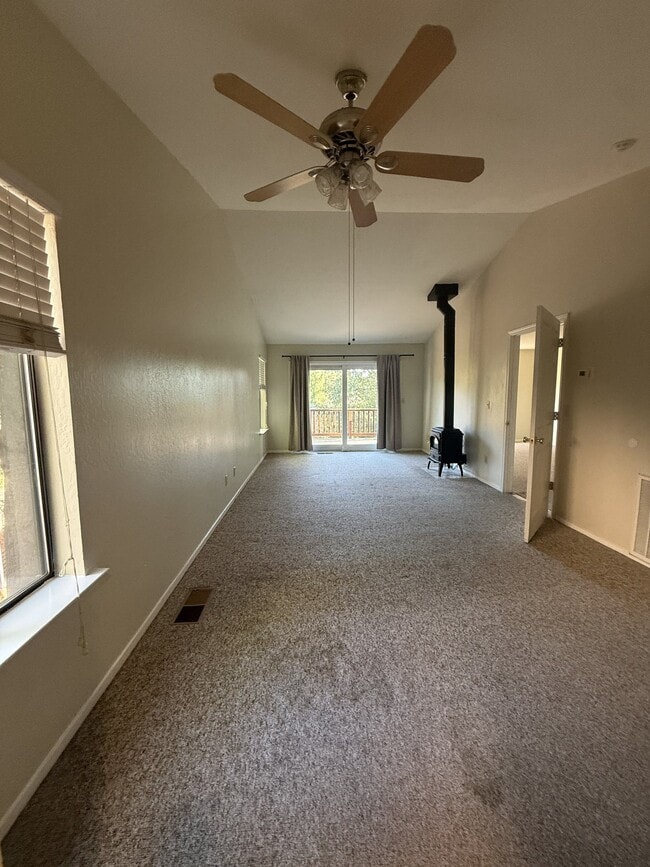 488 Dogwood Dr