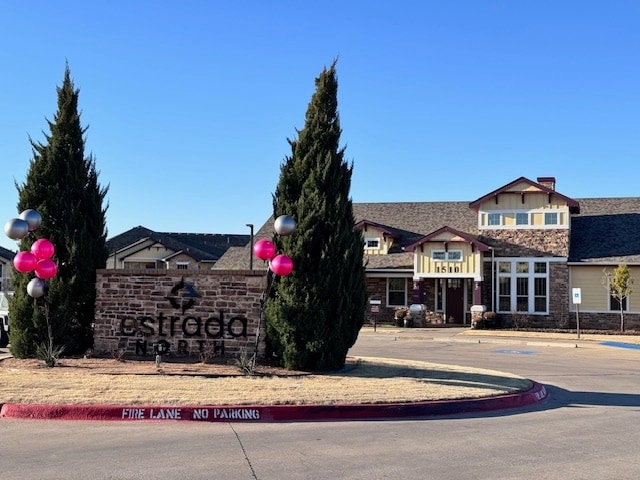 Estrada North