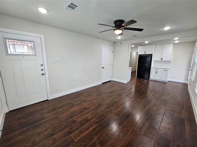 Photo - 211 N Hampton Rd