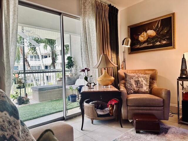 Photo - 1150 NW 30th Ct Unit 203