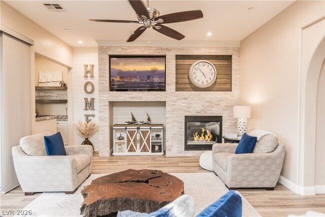 Photo - 5 Villa Ferrari Ct