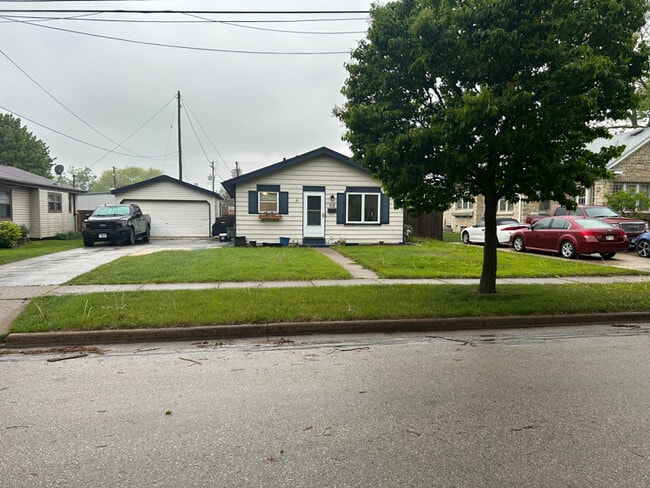 Photo - 712 Sylvan Terrace House