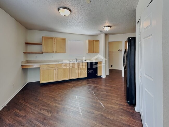 Photo - 6887 Merritt Ridge Way