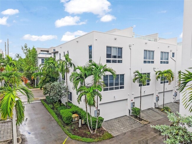 Photo - 6611 NW 105th Pl