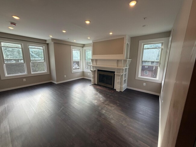 Mansion Apartments