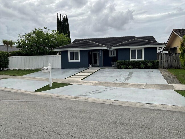 Photo - 14573 SW 98th Terrace