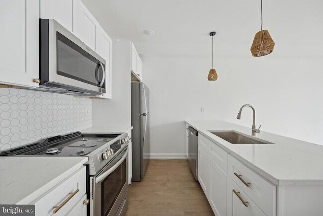 Photo - 1614 Ridge Ave Apartment Unit 201