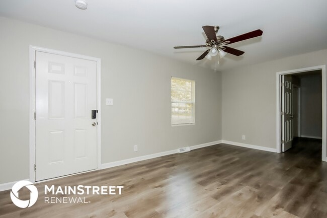 Photo - 211 Magnolia St