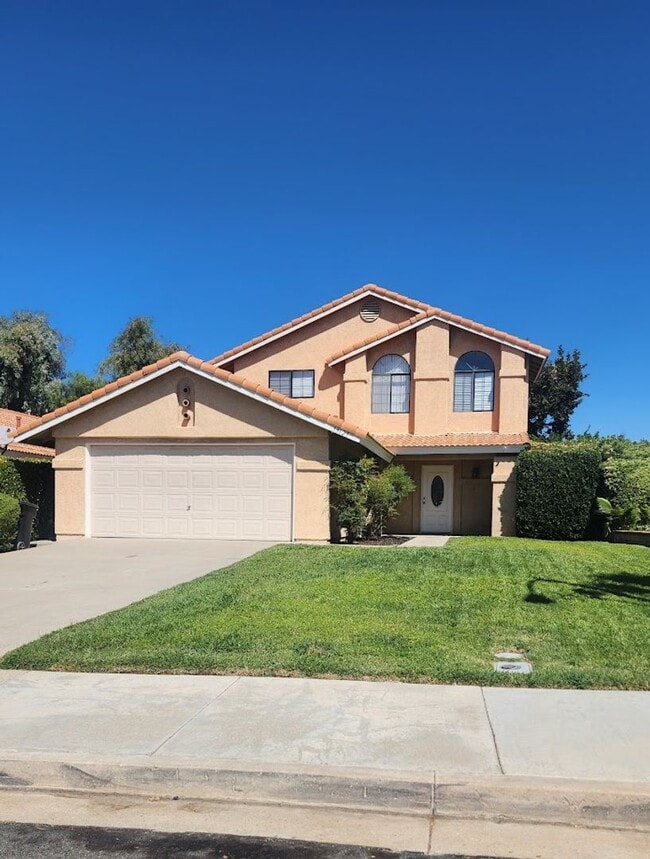 Temecula 3 Bedroom Home with Large Yard! - Temecula 3 Bedroom Home with Large Yard!