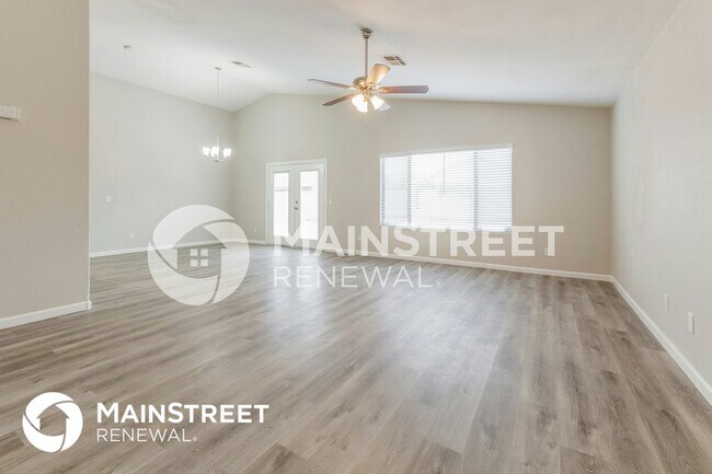 Photo - 9008 W Yale St