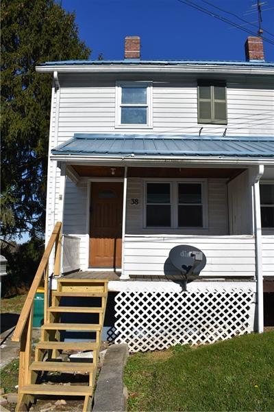 Photo - 38 Rowe St House