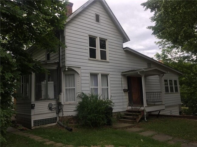 Building Photo - 2 Ford Unit A