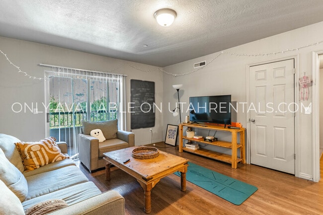 Photo - 843 E 620 N St