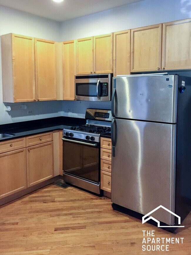 Photo - 2737 N Wayne Ave Unit 1N