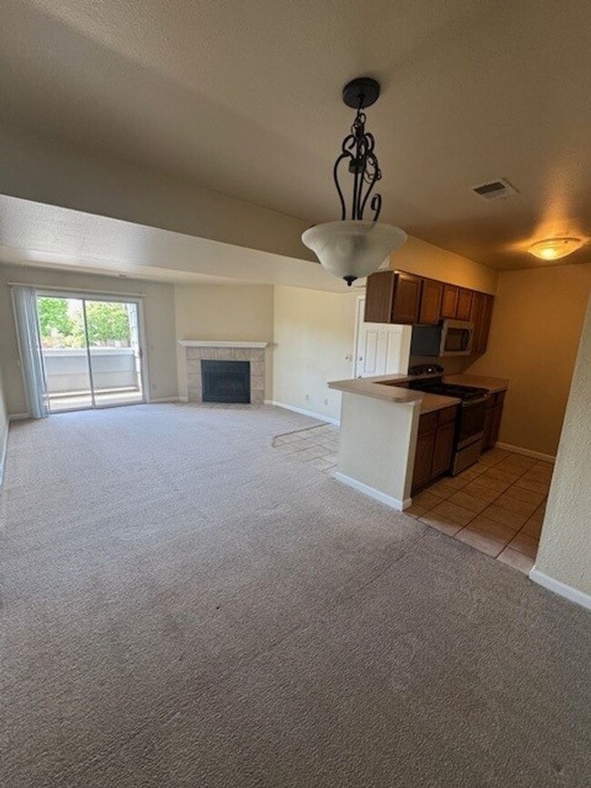 wh4670 - wh4670 Apartment Unit 3