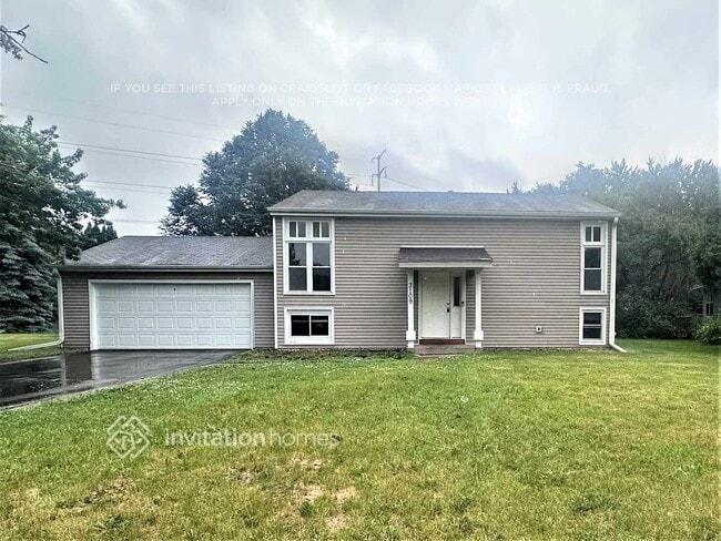 Building Photo - 3109 75th Ave N