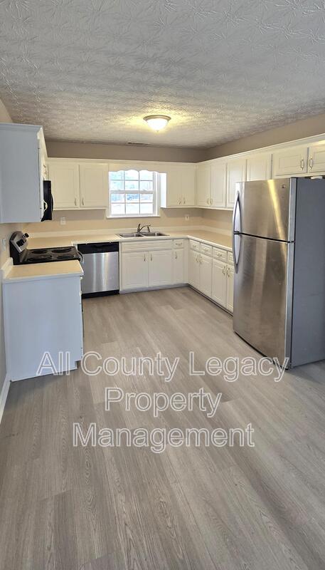 Photo - 10107 Clearview Dr NW