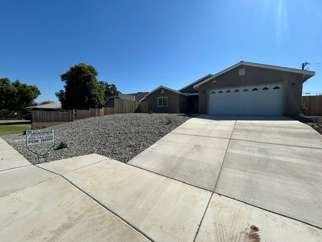 Photo - Brand New 3 Bedroom 2 Bathroom Home in Woodlake!