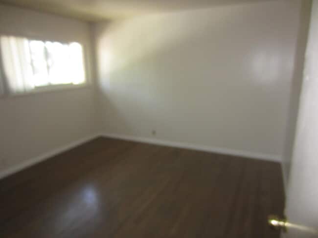 Photo - 1557 Hudson St