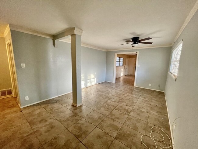 Photo - 1217 Linden Dr