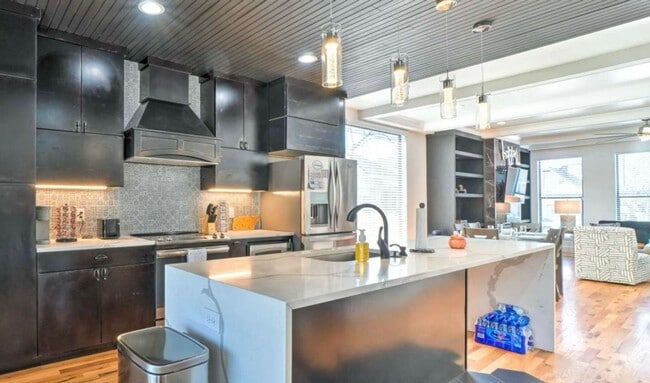 Photo - 1732 22nd Ave N