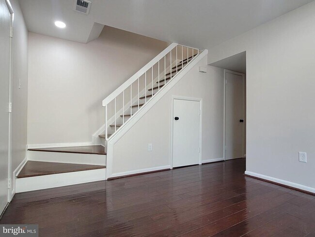 Photo - 5674 Oak Tanager Ct